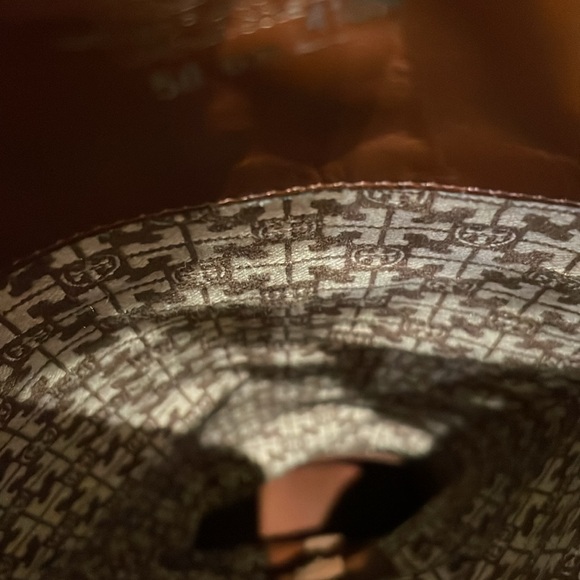 Tory Burch Knee High platform boots. - Picture 8 of 8